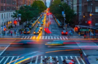 How Connected Vehicles Are Improving Traffic Management