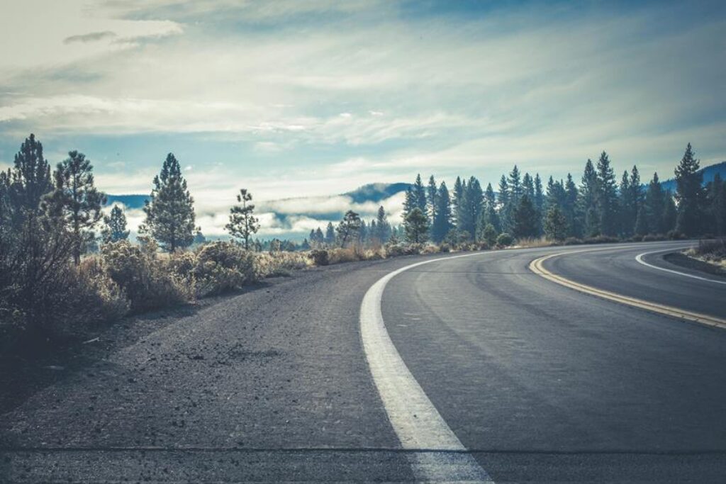 What Are the Best Tips for Safe Overtaking on Highways?